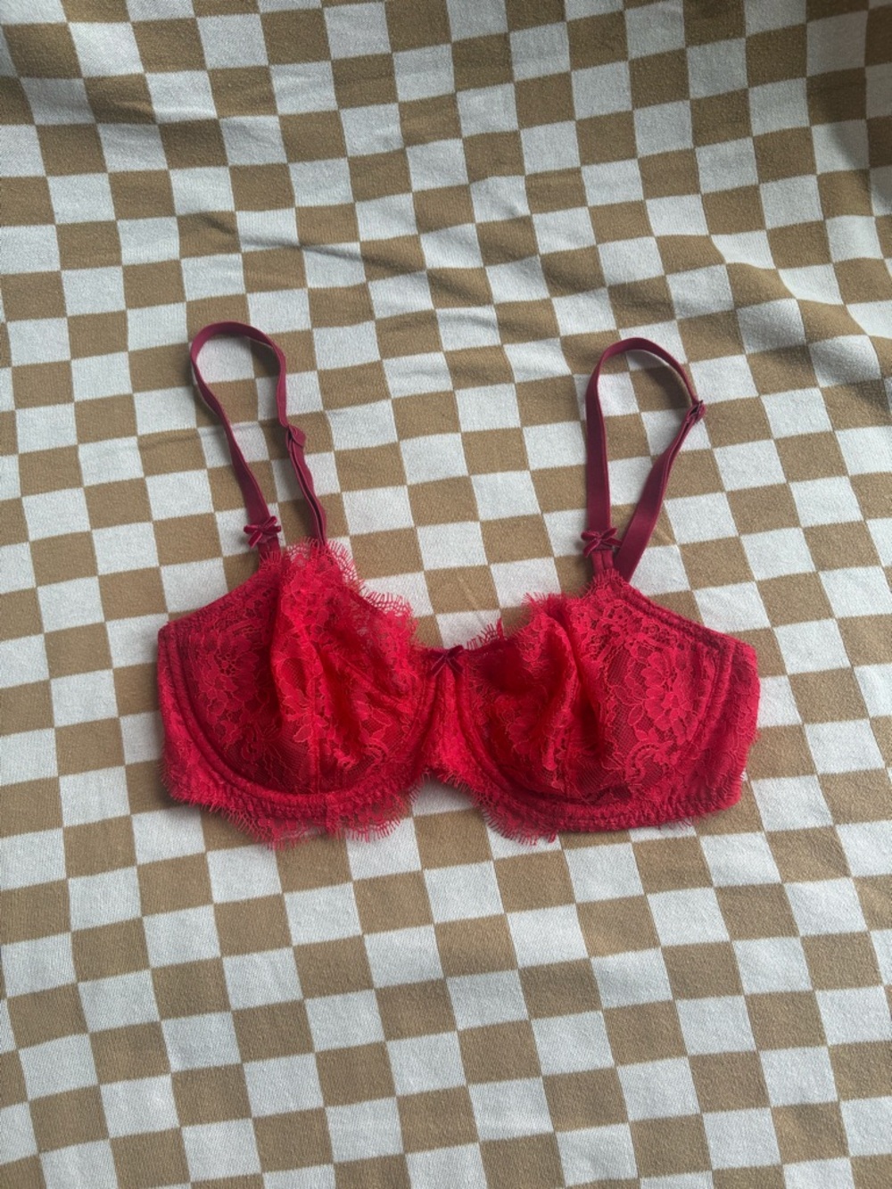 Victoria's Secret Crimson Lace Underwire Bra